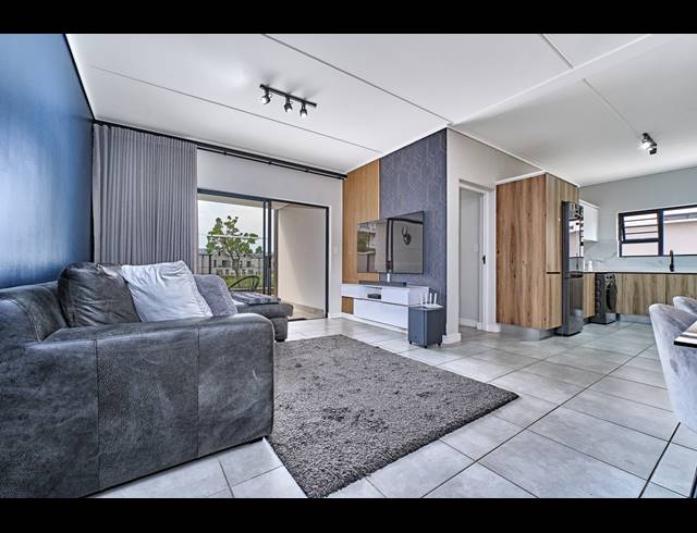 3 BEDROOM APARTMENT FOR SALE IN WATERFALL